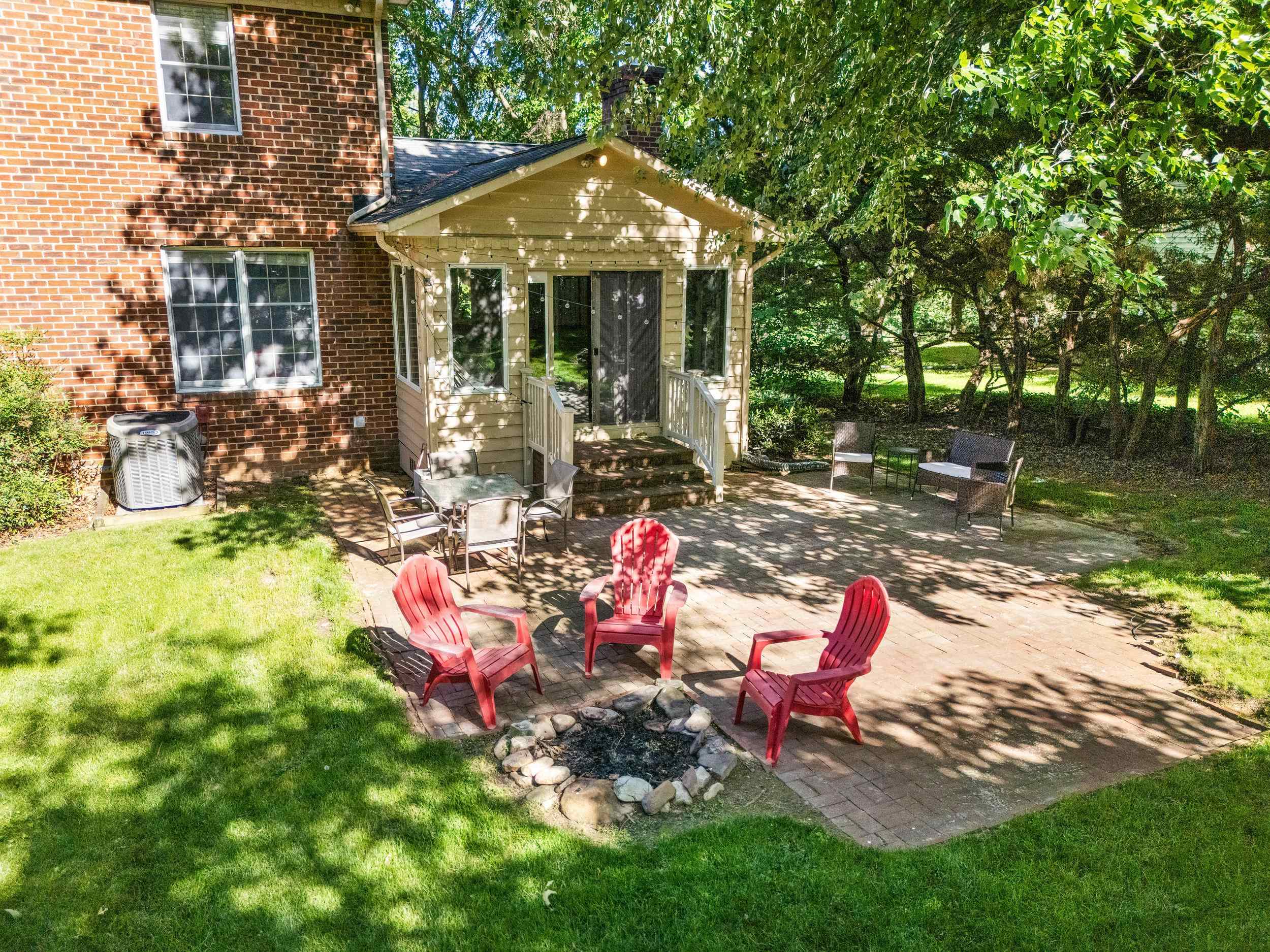 1404 MASSANETTA SPRINGS RD, ROCKINGHAM, Virginia 22801, 4 Bedrooms Bedrooms, ,3 BathroomsBathrooms,Residential,1404 MASSANETTA SPRINGS RD,678001 MLS # 678001