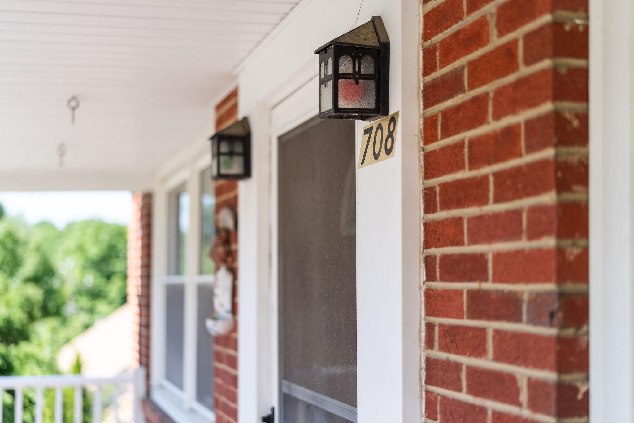 708 MASON ST, STAUNTON, Virginia 24401, 3 Bedrooms Bedrooms, ,1 BathroomBathrooms,Residential,708 MASON ST,678008 MLS # 678008 708 MASON ST, STAUNTON, Virginia 24401, 3 Bedrooms Bedrooms, ,1 BathroomBathrooms,Residential,708 MASON ST,678008 MLS # 678008