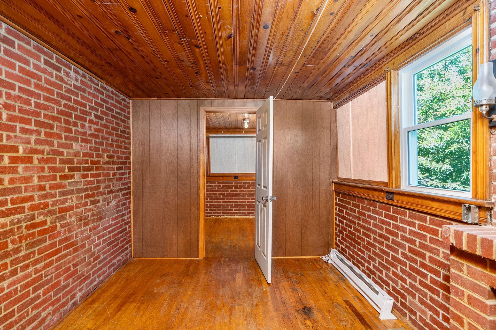708 MASON ST, STAUNTON, Virginia 24401, 3 Bedrooms Bedrooms, ,1 BathroomBathrooms,Residential,708 MASON ST,678008 MLS # 678008 708 MASON ST, STAUNTON, Virginia 24401, 3 Bedrooms Bedrooms, ,1 BathroomBathrooms,Residential,708 MASON ST,678008 MLS # 678008