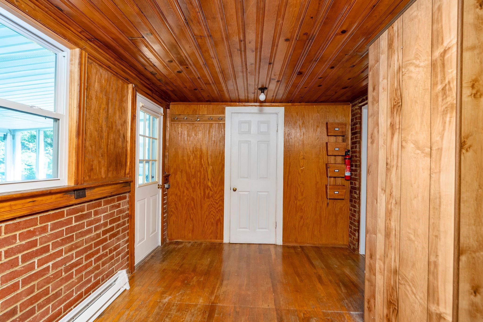 708 MASON ST, STAUNTON, Virginia 24401, 3 Bedrooms Bedrooms, ,1 BathroomBathrooms,Residential,708 MASON ST,678008 MLS # 678008 708 MASON ST, STAUNTON, Virginia 24401, 3 Bedrooms Bedrooms, ,1 BathroomBathrooms,Residential,708 MASON ST,678008 MLS # 678008