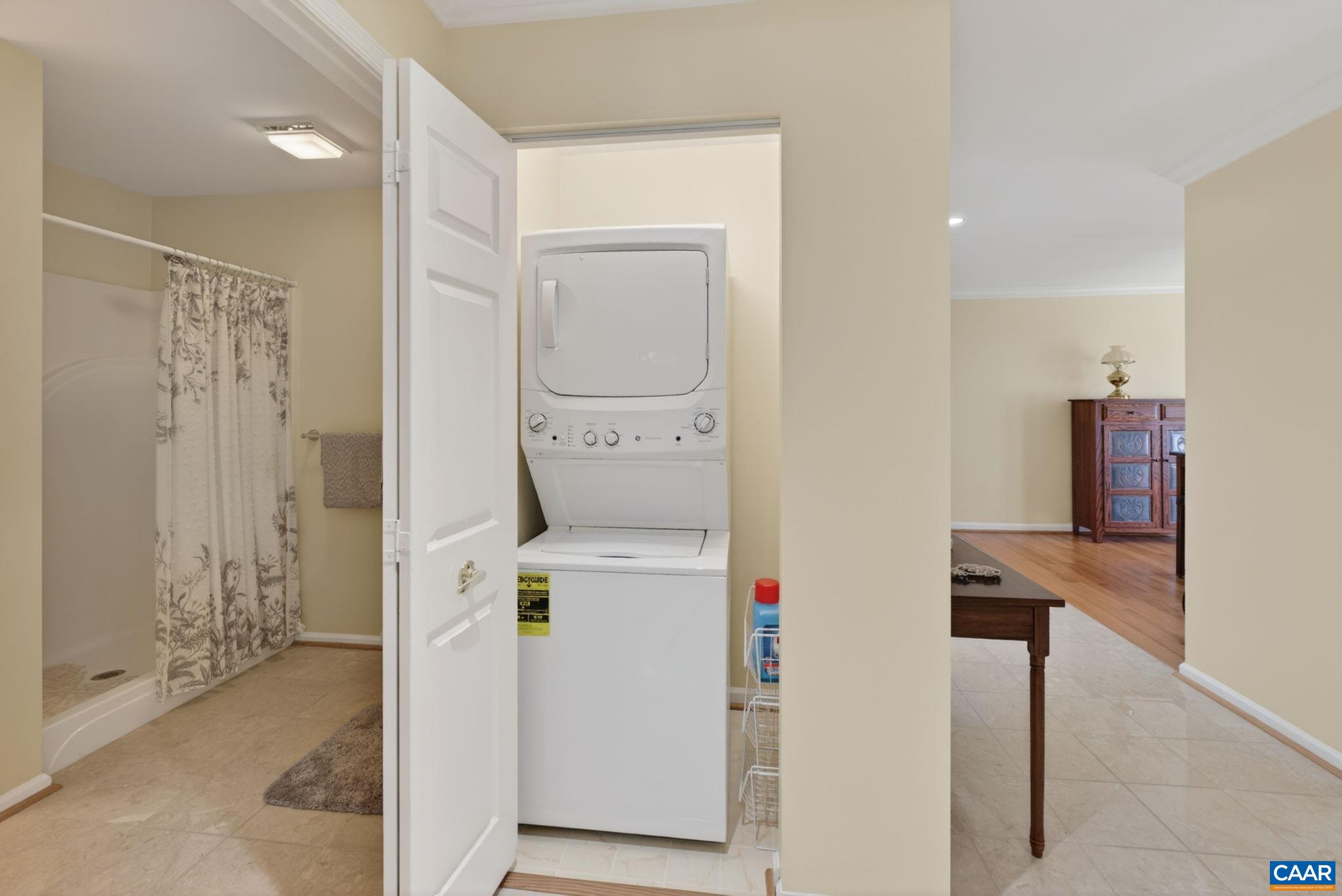 590 MOCKINGBIRD WAY, CHARLOTTESVILLE, Virginia 22901, 3 Bedrooms Bedrooms, ,3 BathroomsBathrooms,Residential,590 MOCKINGBIRD WAY,678009 MLS # 678009