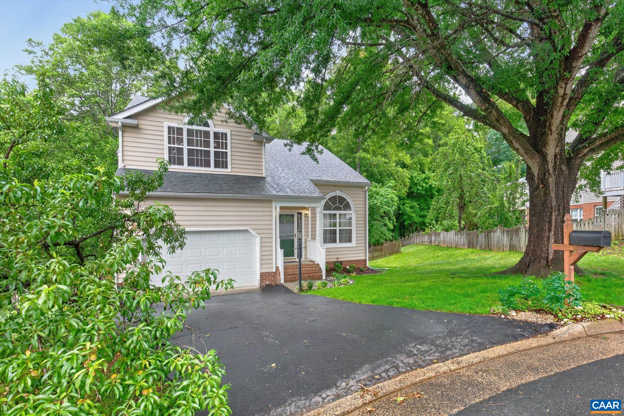 1092 WINTERGREEN LN, CHARLOTTESVILLE, Virginia 22903, 3 Bedrooms Bedrooms, ,2 BathroomsBathrooms,Residential,1092 WINTERGREEN LN,678010 MLS # 678010