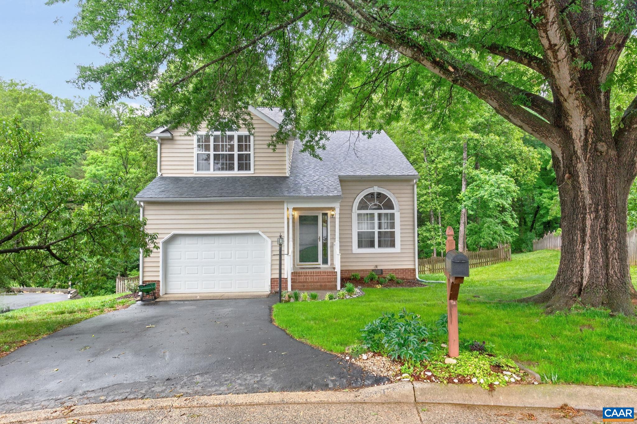 1092 WINTERGREEN LN, CHARLOTTESVILLE, Virginia 22903, 3 Bedrooms Bedrooms, ,2 BathroomsBathrooms,Residential,1092 WINTERGREEN LN,678010 MLS # 678010
