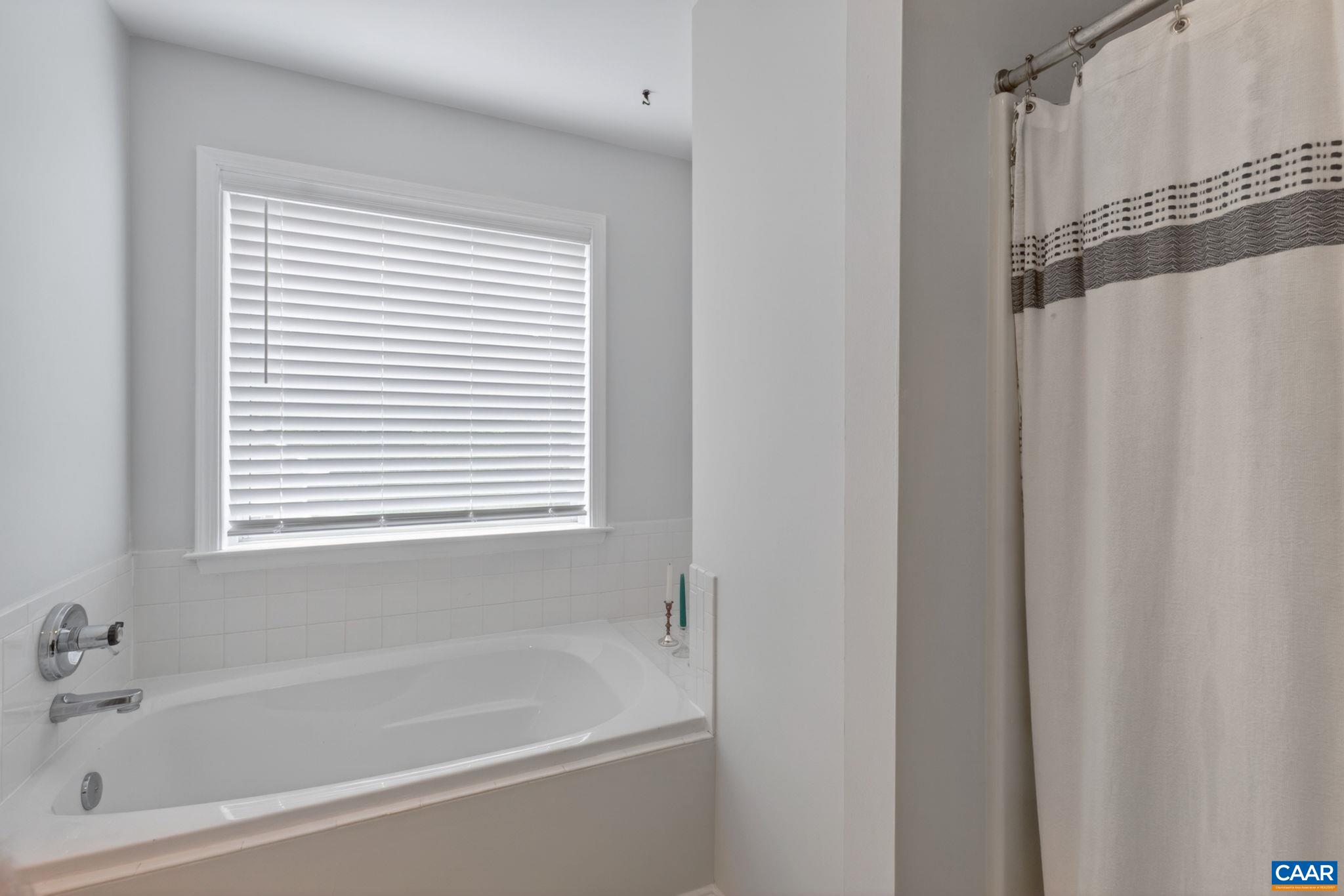 1092 WINTERGREEN LN, CHARLOTTESVILLE, Virginia 22903, 3 Bedrooms Bedrooms, ,2 BathroomsBathrooms,Residential,1092 WINTERGREEN LN,678010 MLS # 678010