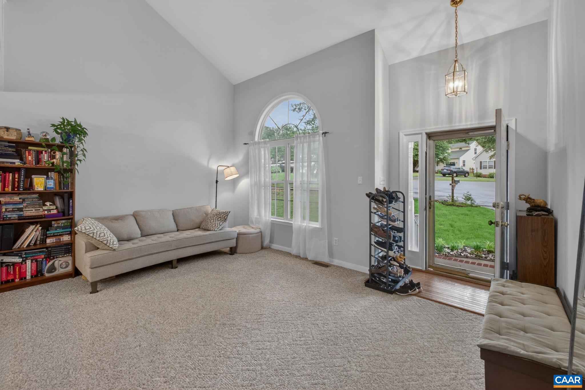 1092 WINTERGREEN LN, CHARLOTTESVILLE, Virginia 22903, 3 Bedrooms Bedrooms, ,2 BathroomsBathrooms,Residential,1092 WINTERGREEN LN,678010 MLS # 678010