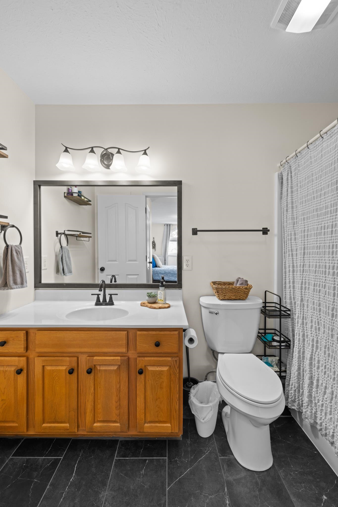 135 WOODSIDE DR, WAYNESBORO, Virginia 22980, 3 Bedrooms Bedrooms, ,2 BathroomsBathrooms,Residential,135 WOODSIDE DR,678011 MLS # 678011