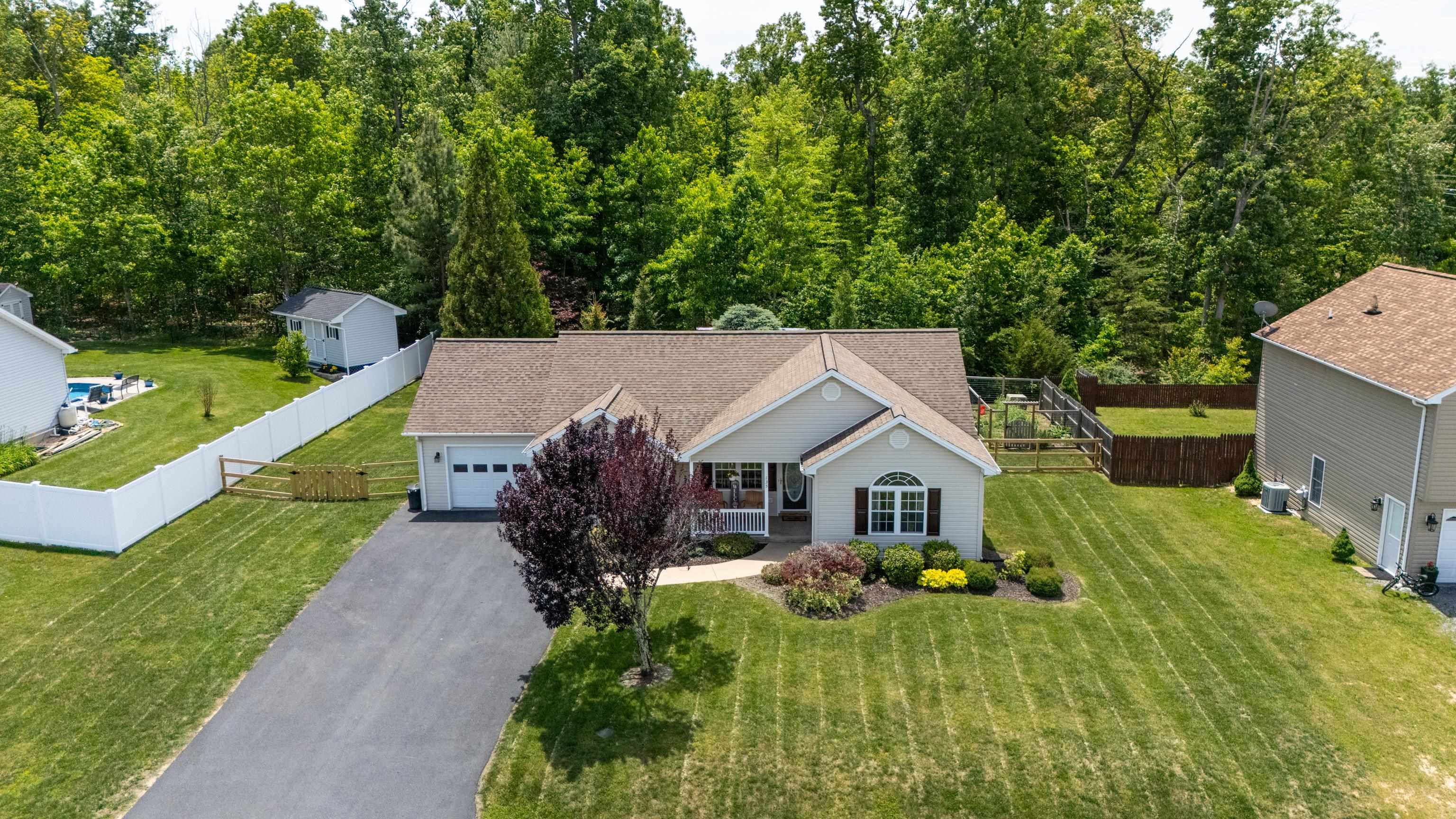 135 WOODSIDE DR, WAYNESBORO, Virginia 22980, 3 Bedrooms Bedrooms, ,2 BathroomsBathrooms,Residential,135 WOODSIDE DR,678011 MLS # 678011