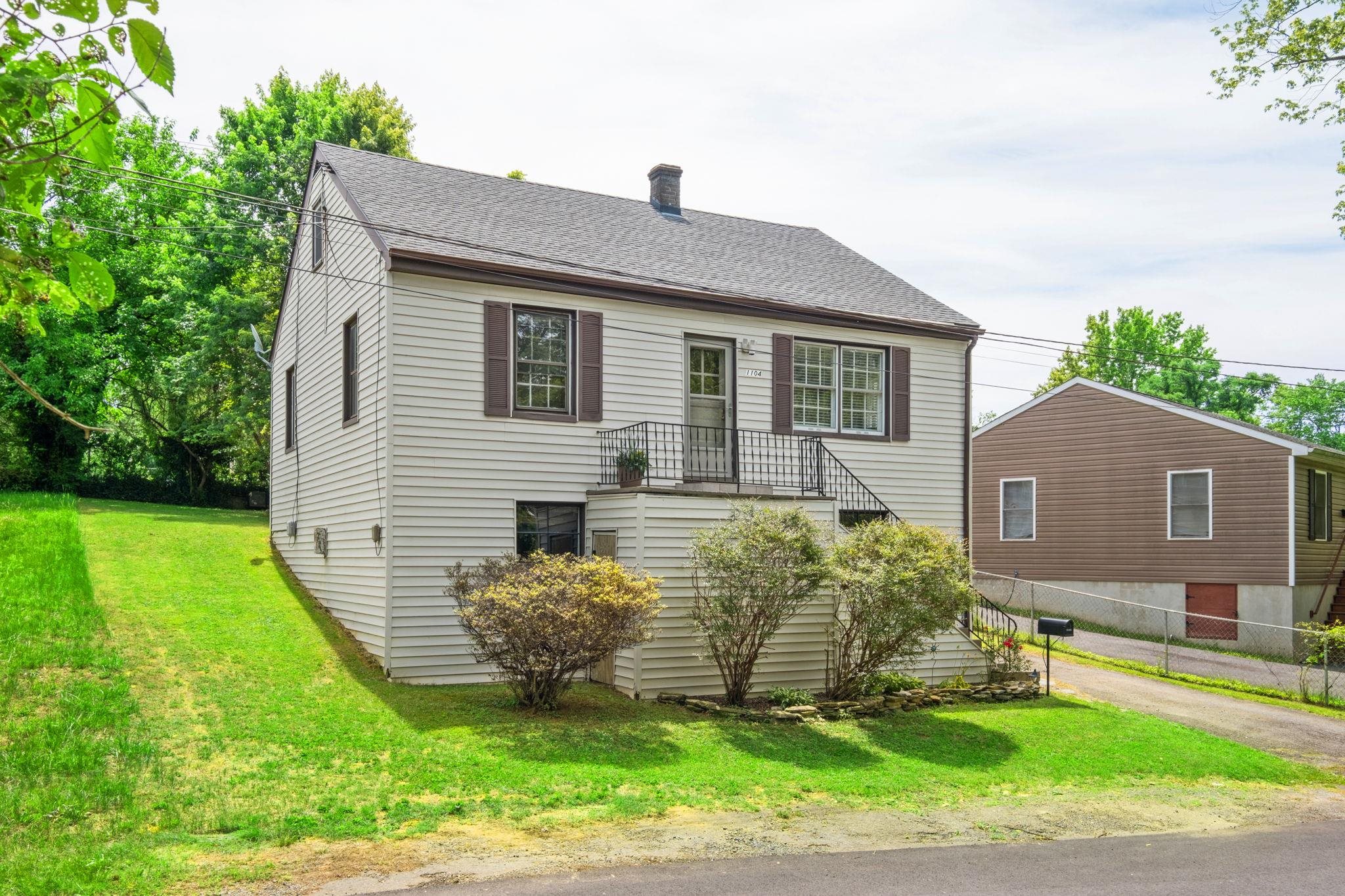 1104 WARE ST, CHARLOTTESVILLE, Virginia 22902, 4 Bedrooms Bedrooms, ,1 BathroomBathrooms,Residential,Renovated Affordable Home in Belmont,1104 WARE ST,678013 MLS # 678013