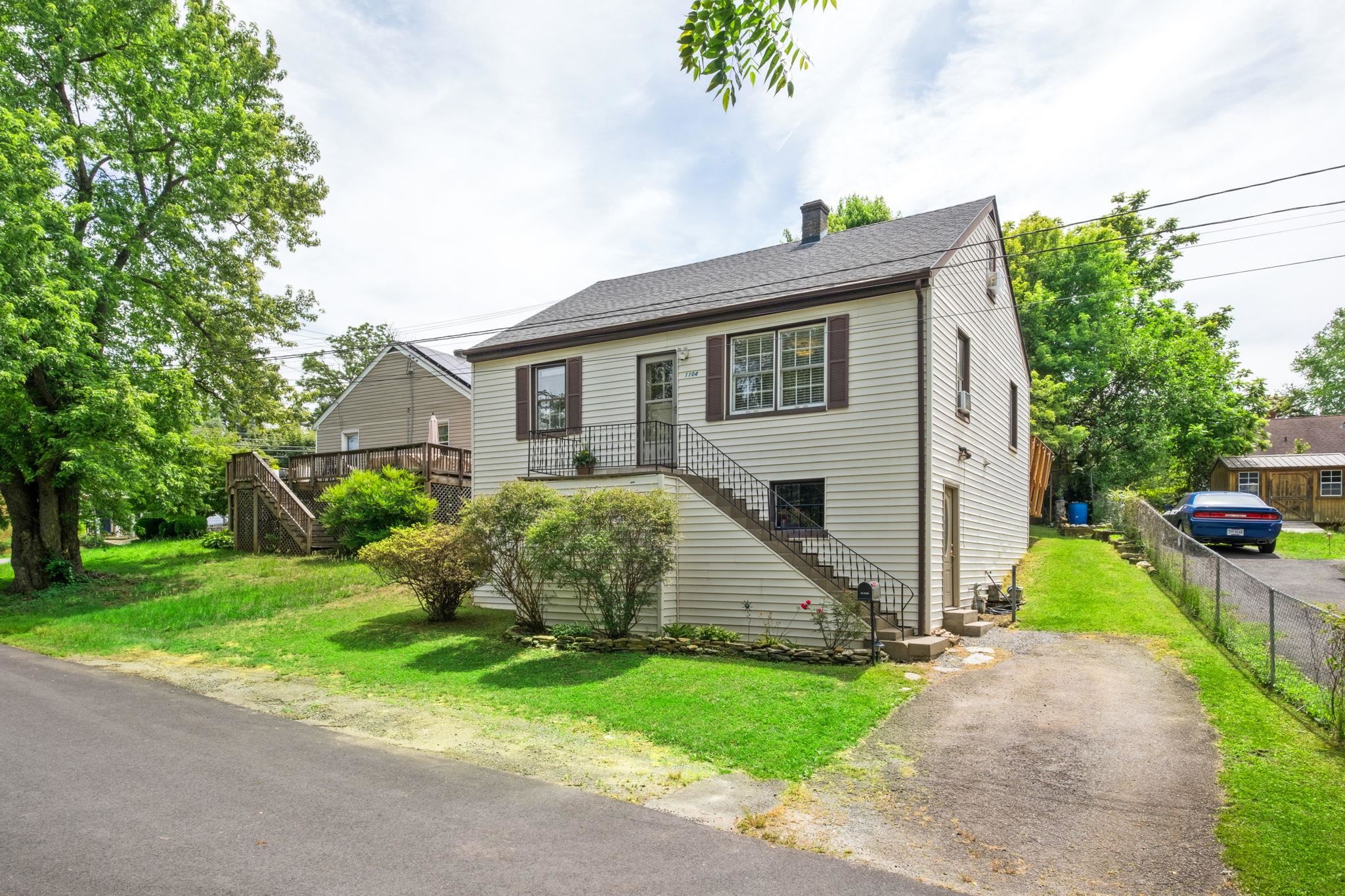 1104 WARE ST, CHARLOTTESVILLE, Virginia 22902, 4 Bedrooms Bedrooms, ,1 BathroomBathrooms,Residential,Renovated Affordable Home in Belmont,1104 WARE ST,678013 MLS # 678013