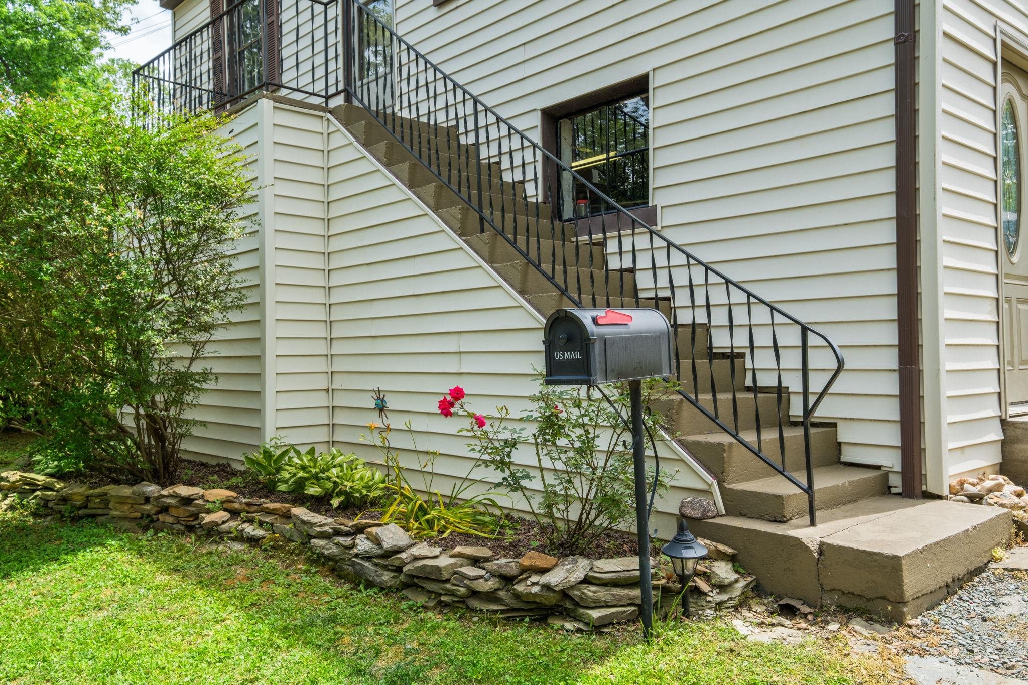 1104 WARE ST, CHARLOTTESVILLE, Virginia 22902, 4 Bedrooms Bedrooms, ,1 BathroomBathrooms,Residential,Renovated Affordable Home in Belmont,1104 WARE ST,678013 MLS # 678013