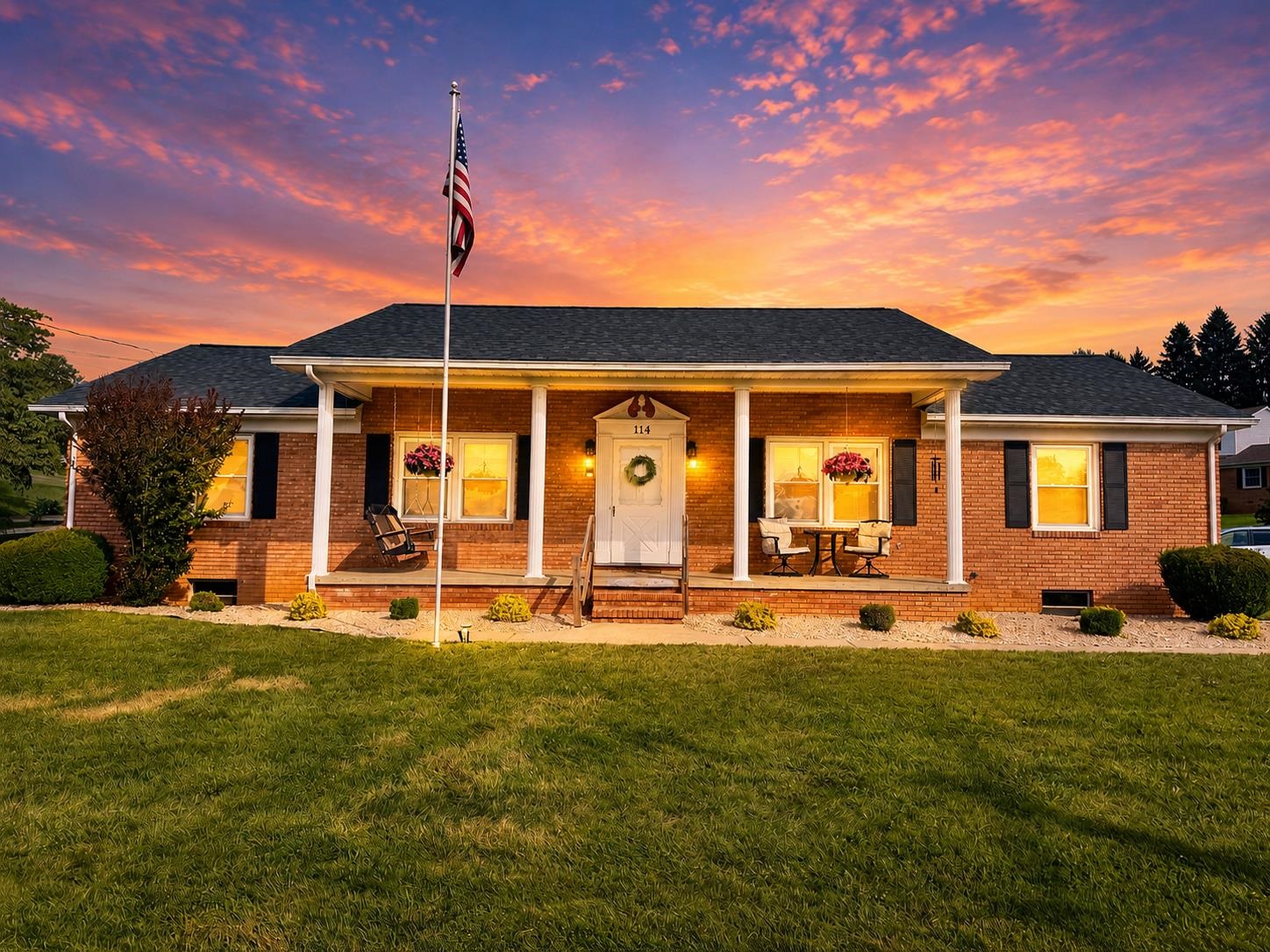 114 OLD WHITE BRIDGE RD, WAYNESBORO, Virginia 22980, 3 Bedrooms Bedrooms, ,3 BathroomsBathrooms,Residential,Charming ranch,114 OLD WHITE BRIDGE RD,678014 MLS # 678014 114 OLD WHITE BRIDGE RD, WAYNESBORO, Virginia 22980, 3 Bedrooms Bedrooms, ,3 BathroomsBathrooms,Residential,Charming ranch,114 OLD WHITE BRIDGE RD,678014 MLS # 678014