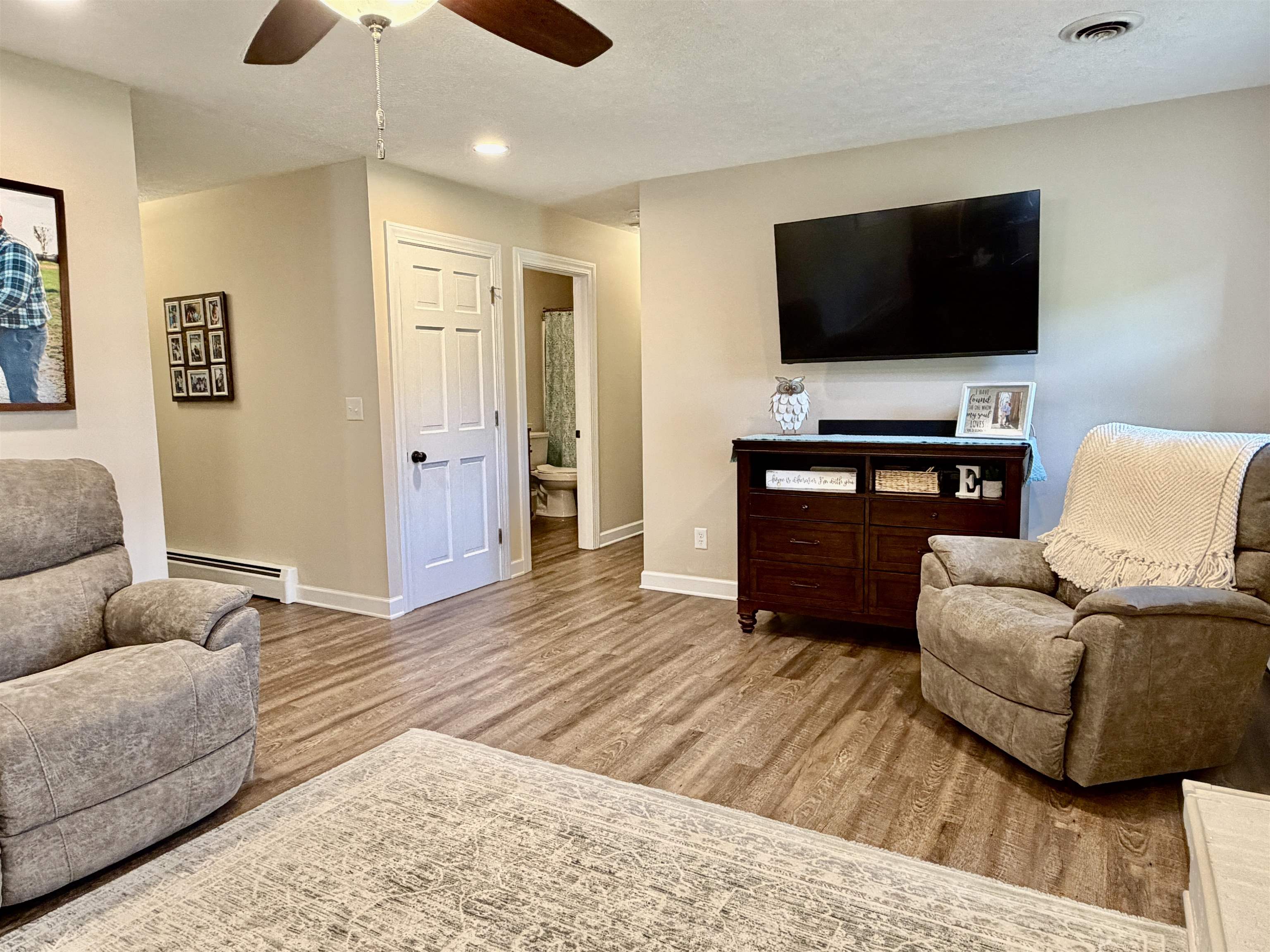 114 OLD WHITE BRIDGE RD, WAYNESBORO, Virginia 22980, 3 Bedrooms Bedrooms, ,3 BathroomsBathrooms,Residential,Charming ranch,114 OLD WHITE BRIDGE RD,678014 MLS # 678014 114 OLD WHITE BRIDGE RD, WAYNESBORO, Virginia 22980, 3 Bedrooms Bedrooms, ,3 BathroomsBathrooms,Residential,Charming ranch,114 OLD WHITE BRIDGE RD,678014 MLS # 678014