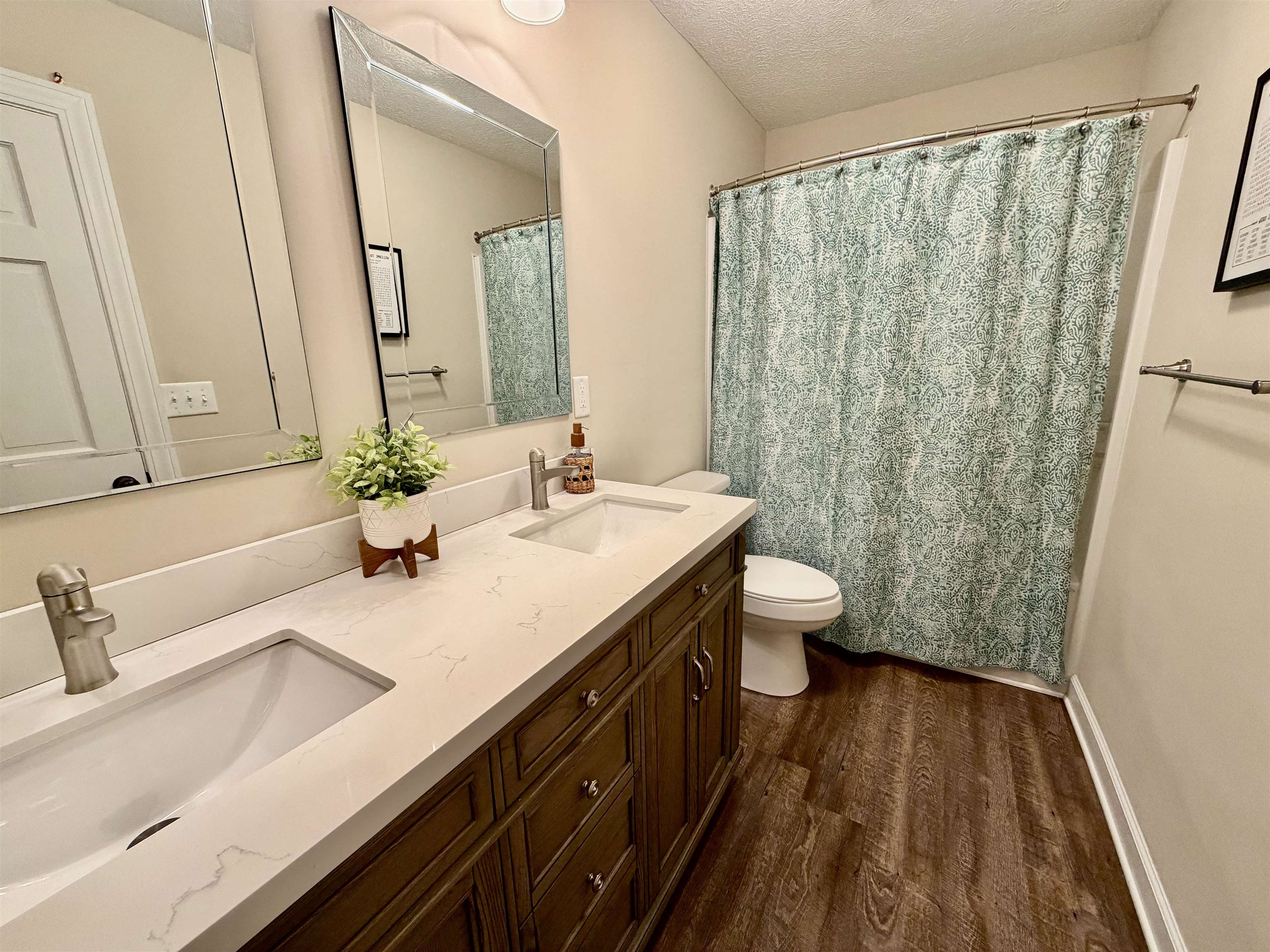 114 OLD WHITE BRIDGE RD, WAYNESBORO, Virginia 22980, 3 Bedrooms Bedrooms, ,3 BathroomsBathrooms,Residential,Charming ranch,114 OLD WHITE BRIDGE RD,678014 MLS # 678014 114 OLD WHITE BRIDGE RD, WAYNESBORO, Virginia 22980, 3 Bedrooms Bedrooms, ,3 BathroomsBathrooms,Residential,Charming ranch,114 OLD WHITE BRIDGE RD,678014 MLS # 678014