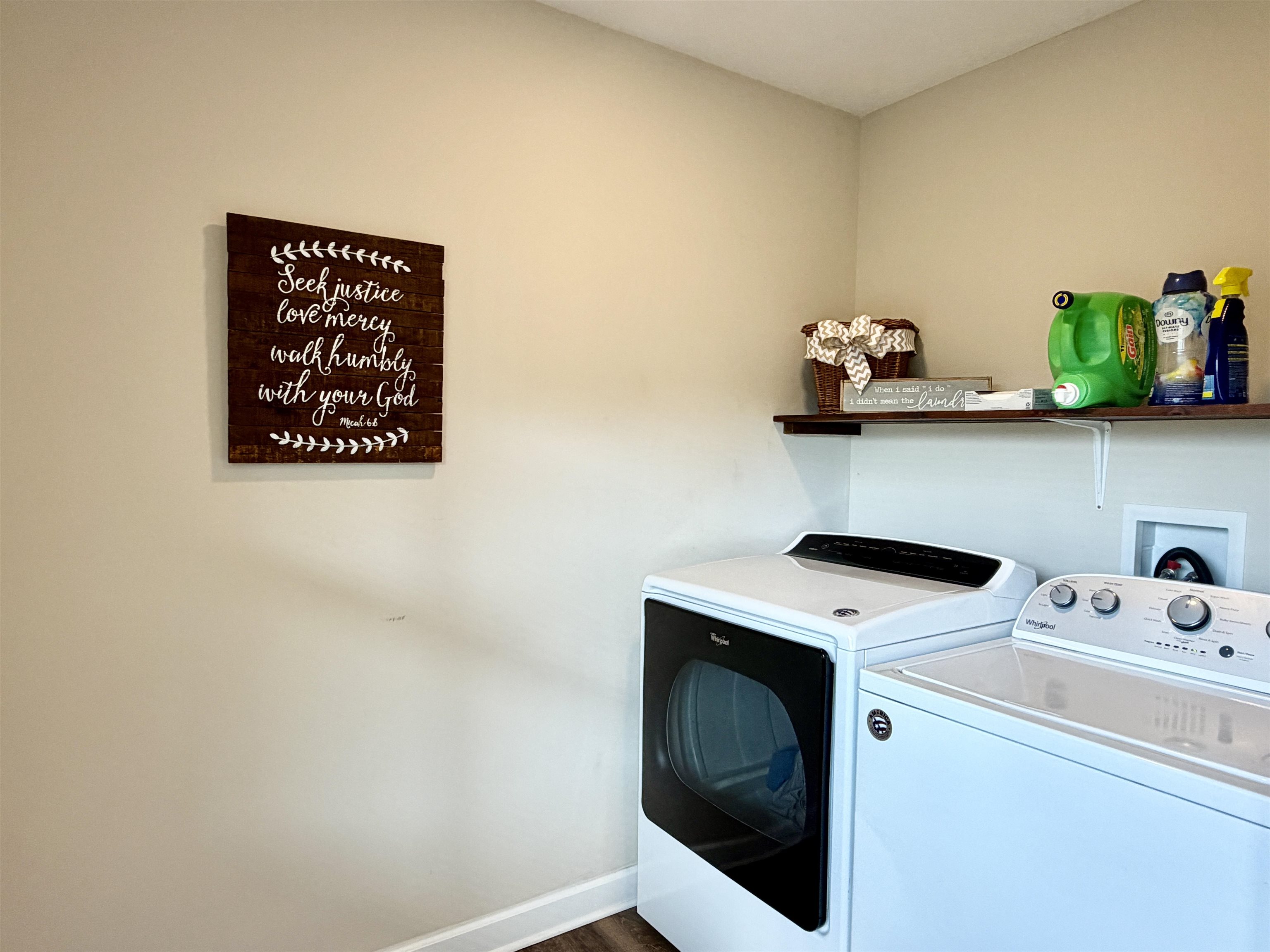 114 OLD WHITE BRIDGE RD, WAYNESBORO, Virginia 22980, 3 Bedrooms Bedrooms, ,3 BathroomsBathrooms,Residential,Charming ranch,114 OLD WHITE BRIDGE RD,678014 MLS # 678014 114 OLD WHITE BRIDGE RD, WAYNESBORO, Virginia 22980, 3 Bedrooms Bedrooms, ,3 BathroomsBathrooms,Residential,Charming ranch,114 OLD WHITE BRIDGE RD,678014 MLS # 678014