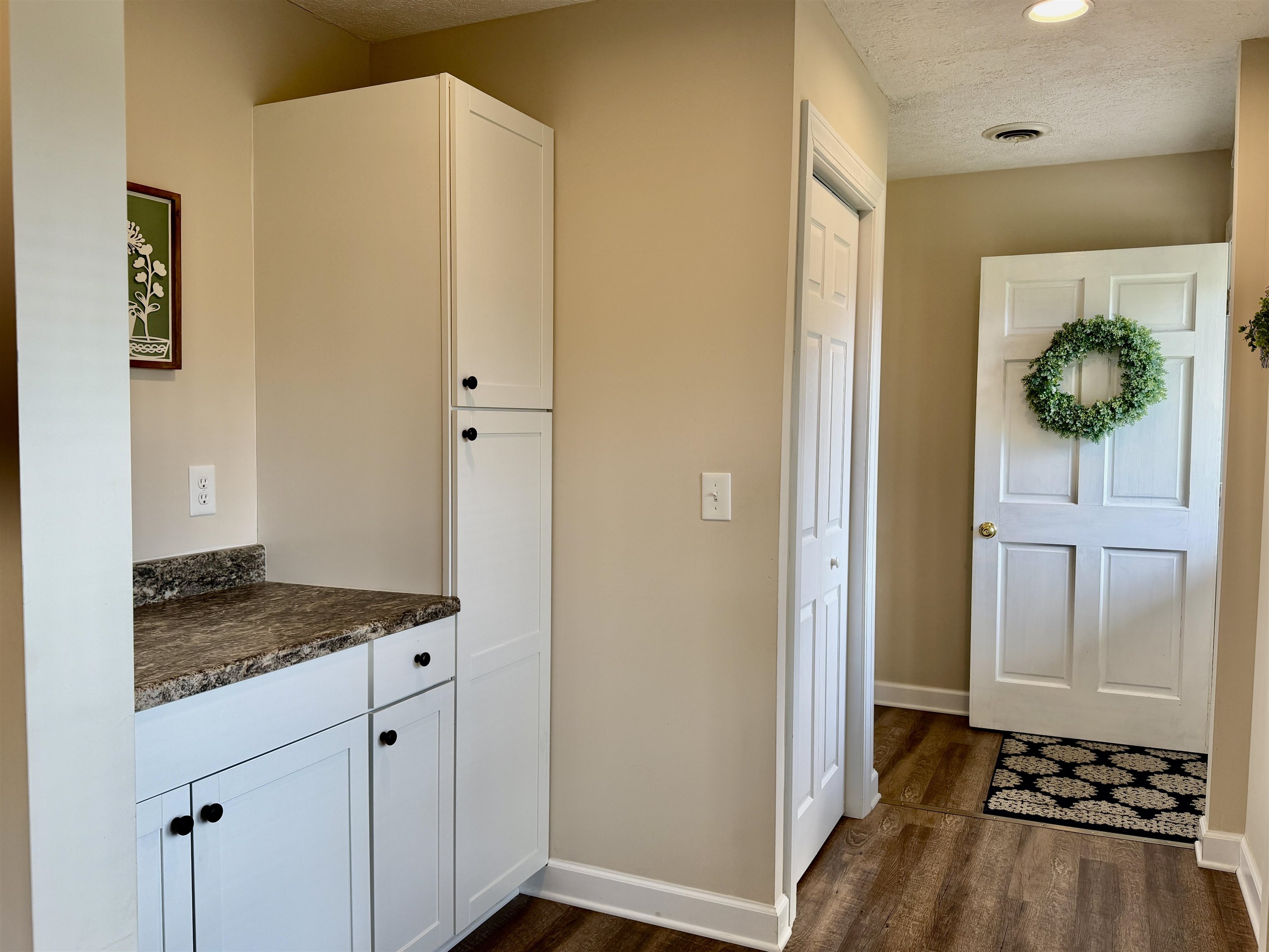 114 OLD WHITE BRIDGE RD, WAYNESBORO, Virginia 22980, 3 Bedrooms Bedrooms, ,3 BathroomsBathrooms,Residential,Charming ranch,114 OLD WHITE BRIDGE RD,678014 MLS # 678014 114 OLD WHITE BRIDGE RD, WAYNESBORO, Virginia 22980, 3 Bedrooms Bedrooms, ,3 BathroomsBathrooms,Residential,Charming ranch,114 OLD WHITE BRIDGE RD,678014 MLS # 678014