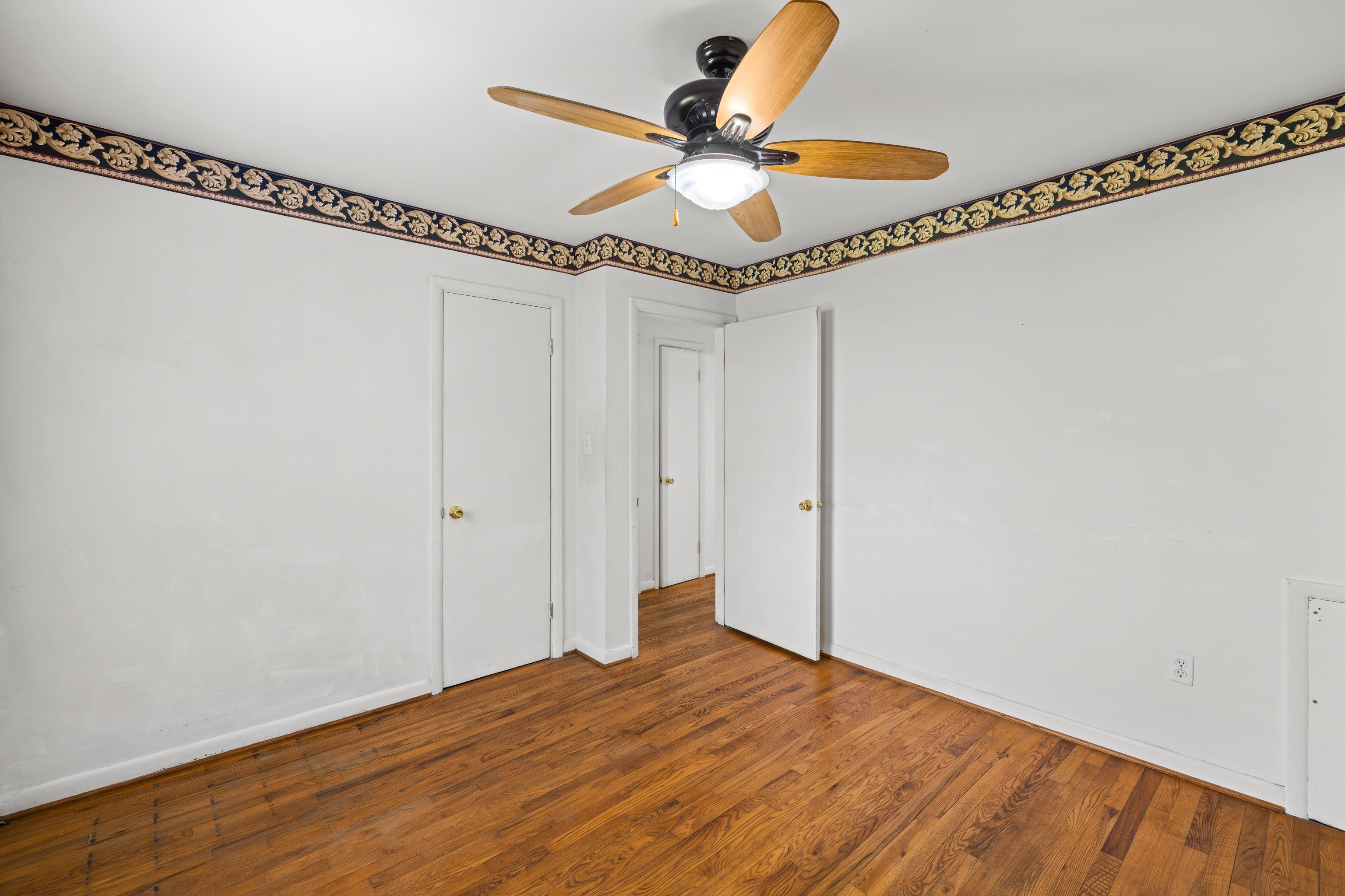 303 DEVON RD, STAUNTON, Virginia 24401, 3 Bedrooms Bedrooms, ,1 BathroomBathrooms,Residential,303 DEVON RD,678020 MLS # 678020