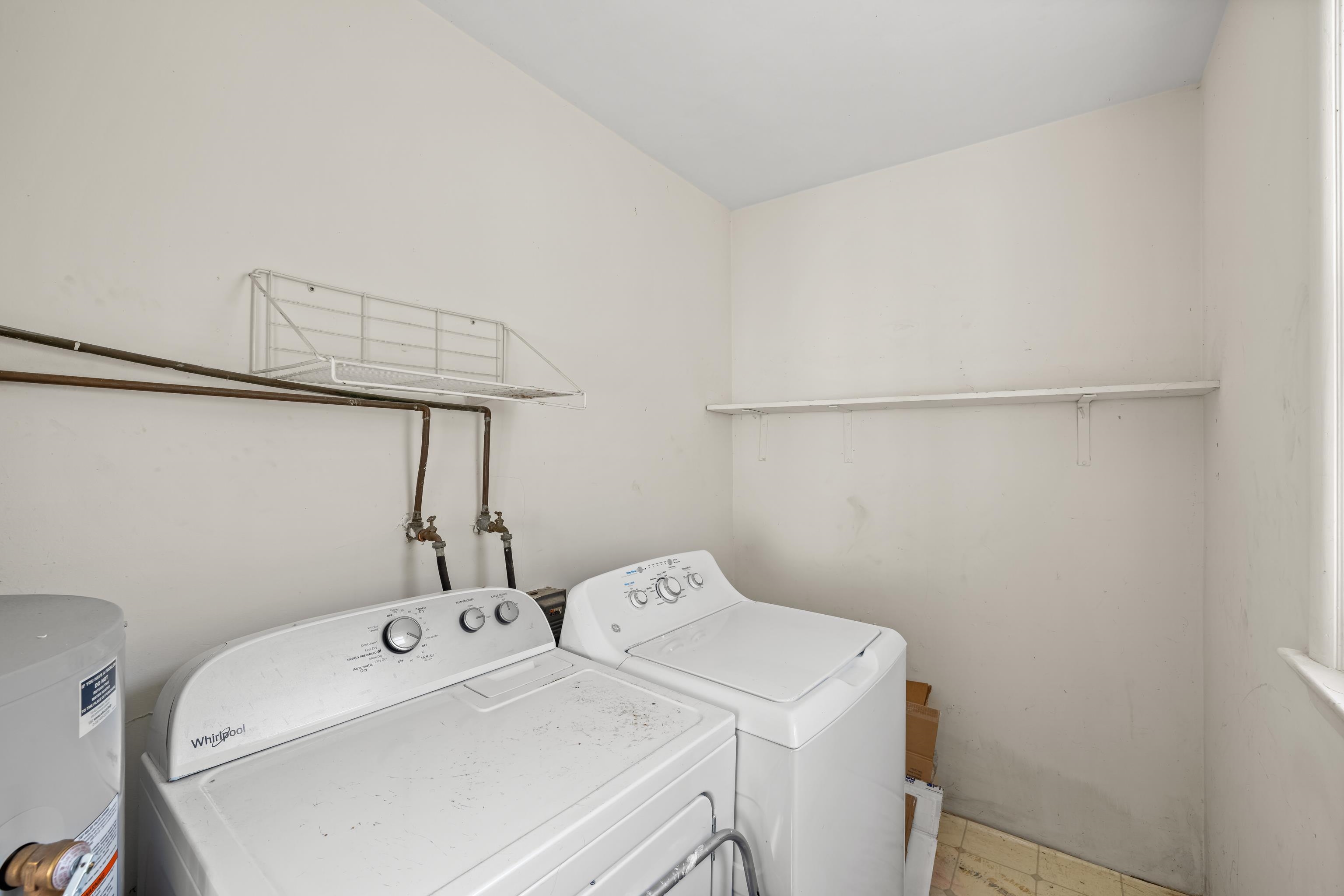 303 DEVON RD, STAUNTON, Virginia 24401, 3 Bedrooms Bedrooms, ,1 BathroomBathrooms,Residential,303 DEVON RD,678020 MLS # 678020