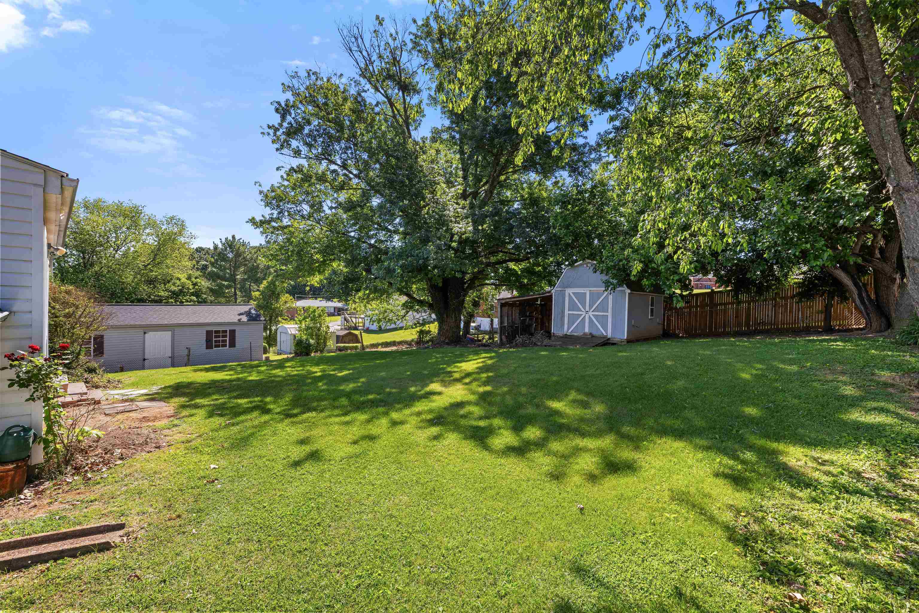 303 DEVON RD, STAUNTON, Virginia 24401, 3 Bedrooms Bedrooms, ,1 BathroomBathrooms,Residential,303 DEVON RD,678020 MLS # 678020