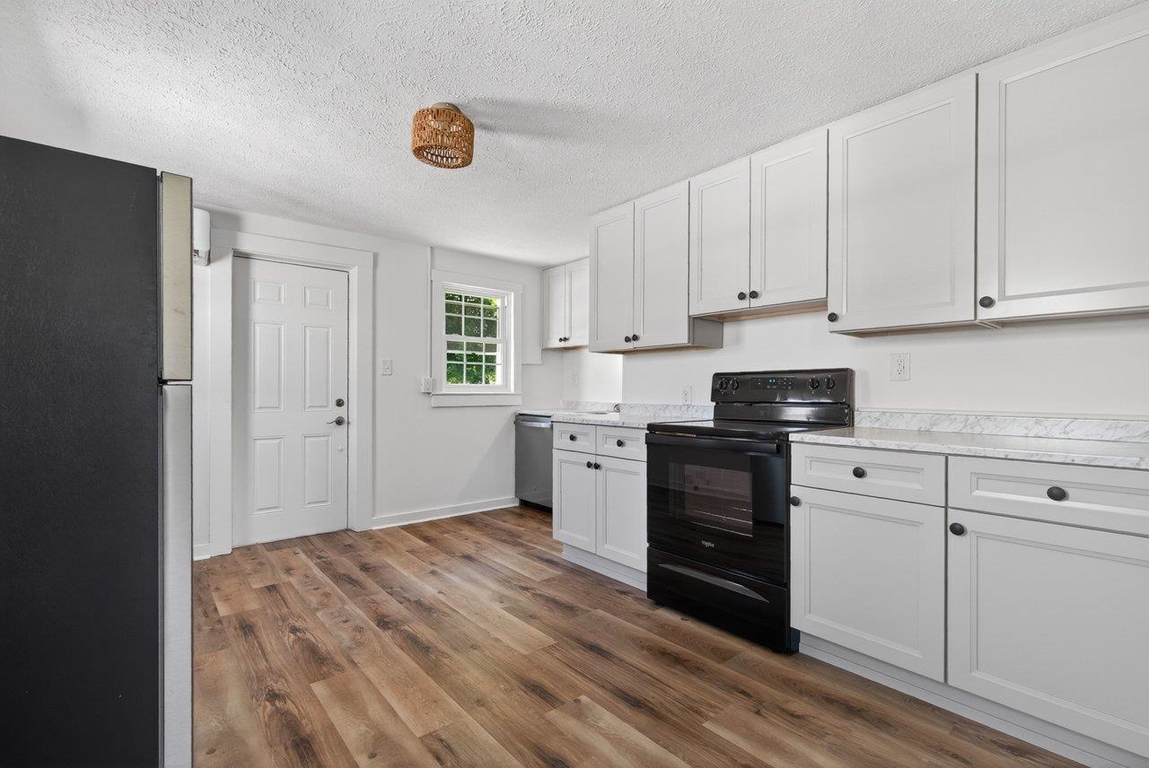 306 KELLEY ST, HARRISONBURG, Virginia 22801, 2 Bedrooms Bedrooms, ,1 BathroomBathrooms,Residential,306 KELLEY ST,678021 MLS # 678021 306 KELLEY ST, HARRISONBURG, Virginia 22801, 2 Bedrooms Bedrooms, ,1 BathroomBathrooms,Residential,306 KELLEY ST,678021 MLS # 678021