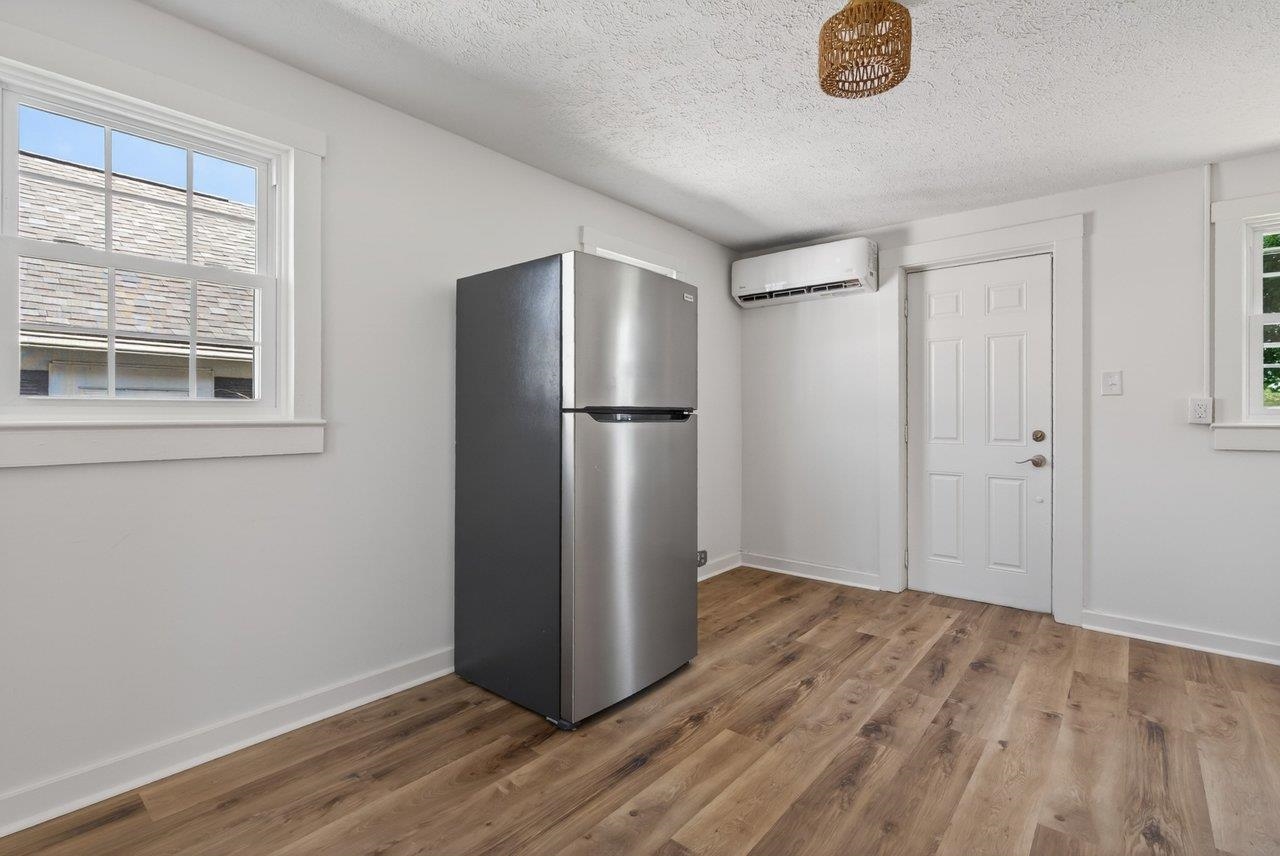 306 KELLEY ST, HARRISONBURG, Virginia 22801, 2 Bedrooms Bedrooms, ,1 BathroomBathrooms,Residential,306 KELLEY ST,678021 MLS # 678021 306 KELLEY ST, HARRISONBURG, Virginia 22801, 2 Bedrooms Bedrooms, ,1 BathroomBathrooms,Residential,306 KELLEY ST,678021 MLS # 678021