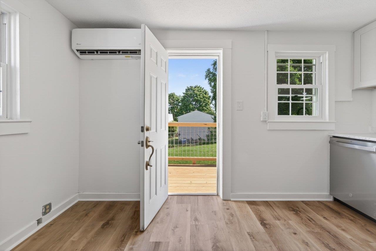 306 KELLEY ST, HARRISONBURG, Virginia 22801, 2 Bedrooms Bedrooms, ,1 BathroomBathrooms,Residential,306 KELLEY ST,678021 MLS # 678021 306 KELLEY ST, HARRISONBURG, Virginia 22801, 2 Bedrooms Bedrooms, ,1 BathroomBathrooms,Residential,306 KELLEY ST,678021 MLS # 678021