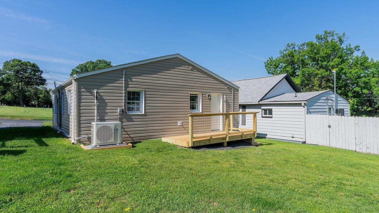 306 KELLEY ST, HARRISONBURG, Virginia 22801, 2 Bedrooms Bedrooms, ,1 BathroomBathrooms,Residential,306 KELLEY ST,678021 MLS # 678021 306 KELLEY ST, HARRISONBURG, Virginia 22801, 2 Bedrooms Bedrooms, ,1 BathroomBathrooms,Residential,306 KELLEY ST,678021 MLS # 678021