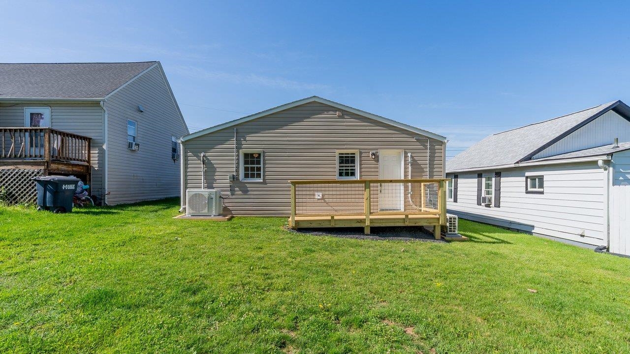 306 KELLEY ST, HARRISONBURG, Virginia 22801, 2 Bedrooms Bedrooms, ,1 BathroomBathrooms,Residential,306 KELLEY ST,678021 MLS # 678021 306 KELLEY ST, HARRISONBURG, Virginia 22801, 2 Bedrooms Bedrooms, ,1 BathroomBathrooms,Residential,306 KELLEY ST,678021 MLS # 678021