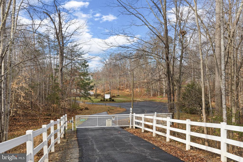 5802 WILLOW TREE CT, MINERAL, Virginia 23117, 3 Bedrooms Bedrooms, ,3 BathroomsBathrooms,Residential,5802 WILLOW TREE CT,VASP2042176 MLS # VASP2042176