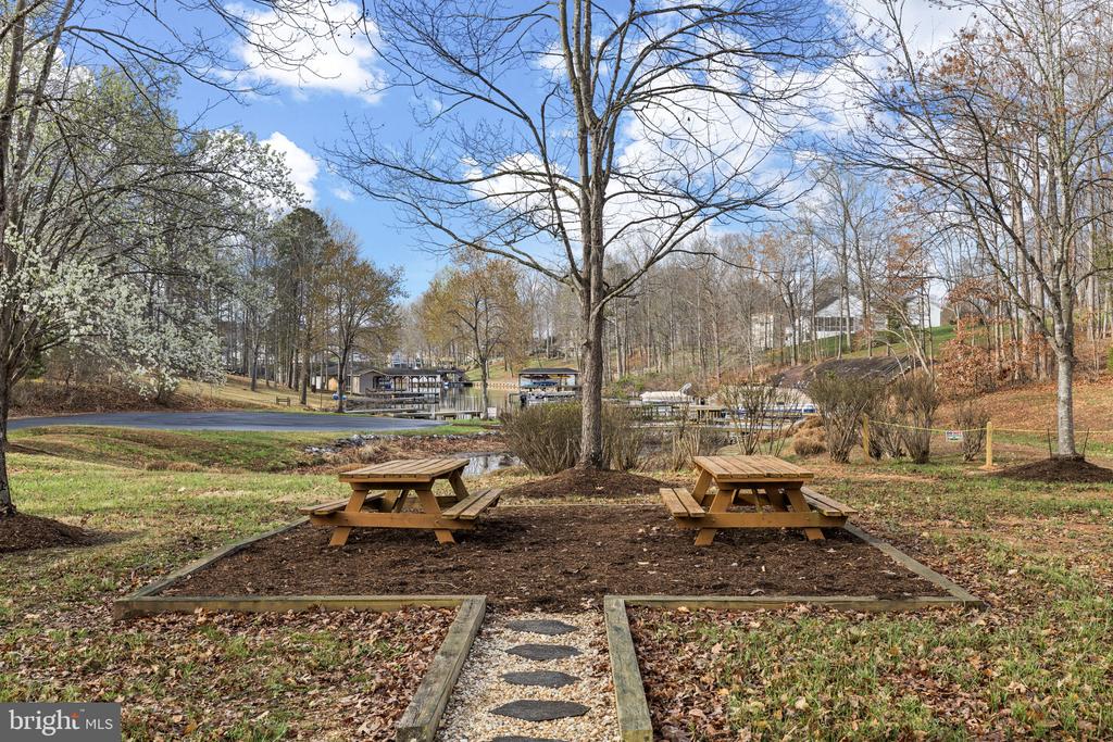 5802 WILLOW TREE CT, MINERAL, Virginia 23117, 3 Bedrooms Bedrooms, ,3 BathroomsBathrooms,Residential,5802 WILLOW TREE CT,VASP2042176 MLS # VASP2042176