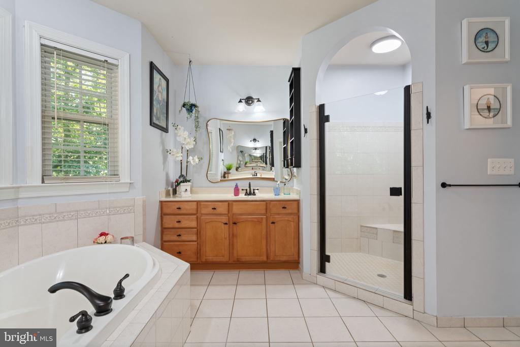 8801 GENERAL COUCHS CT, FREDERICKSBURG, Virginia 22407, 5 Bedrooms Bedrooms, ,3 BathroomsBathrooms,Residential,8801 GENERAL COUCHS CT,VASP2042394 MLS # VASP2042394