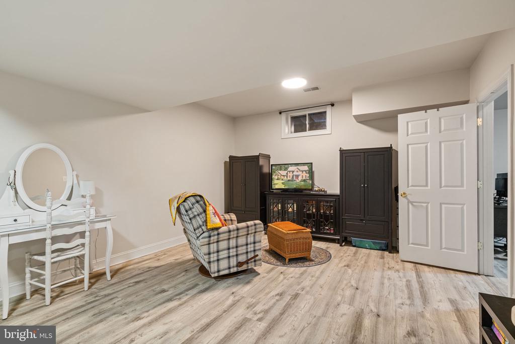 8801 GENERAL COUCHS CT, FREDERICKSBURG, Virginia 22407, 5 Bedrooms Bedrooms, ,3 BathroomsBathrooms,Residential,8801 GENERAL COUCHS CT,VASP2042394 MLS # VASP2042394