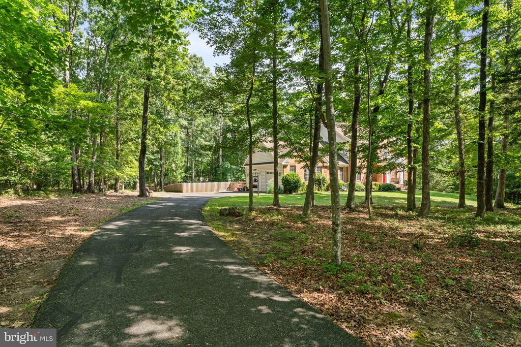 8801 GENERAL COUCHS CT, FREDERICKSBURG, Virginia 22407, 5 Bedrooms Bedrooms, ,3 BathroomsBathrooms,Residential,8801 GENERAL COUCHS CT,VASP2042394 MLS # VASP2042394