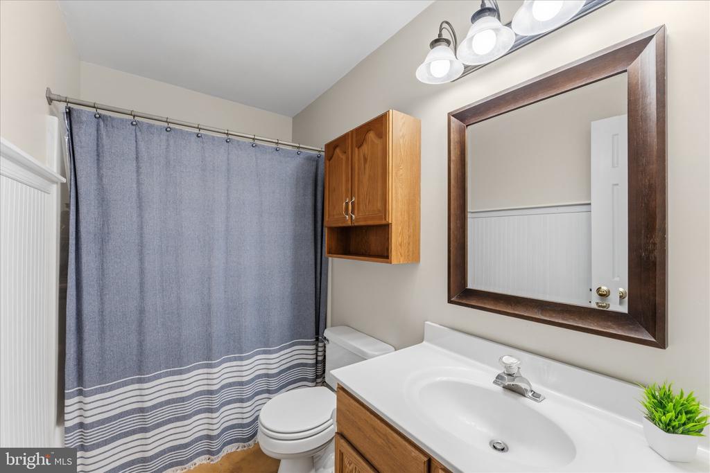 2319 WILDWOOD CIR, AMISSVILLE, Virginia 20106, 4 Bedrooms Bedrooms, ,2 BathroomsBathrooms,Residential,2319 WILDWOOD CIR,VACU2013890 MLS # VACU2013890 2319 WILDWOOD CIR, AMISSVILLE, Virginia 20106, 4 Bedrooms Bedrooms, ,2 BathroomsBathrooms,Residential,2319 WILDWOOD CIR,VACU2013890 MLS # VACU2013890