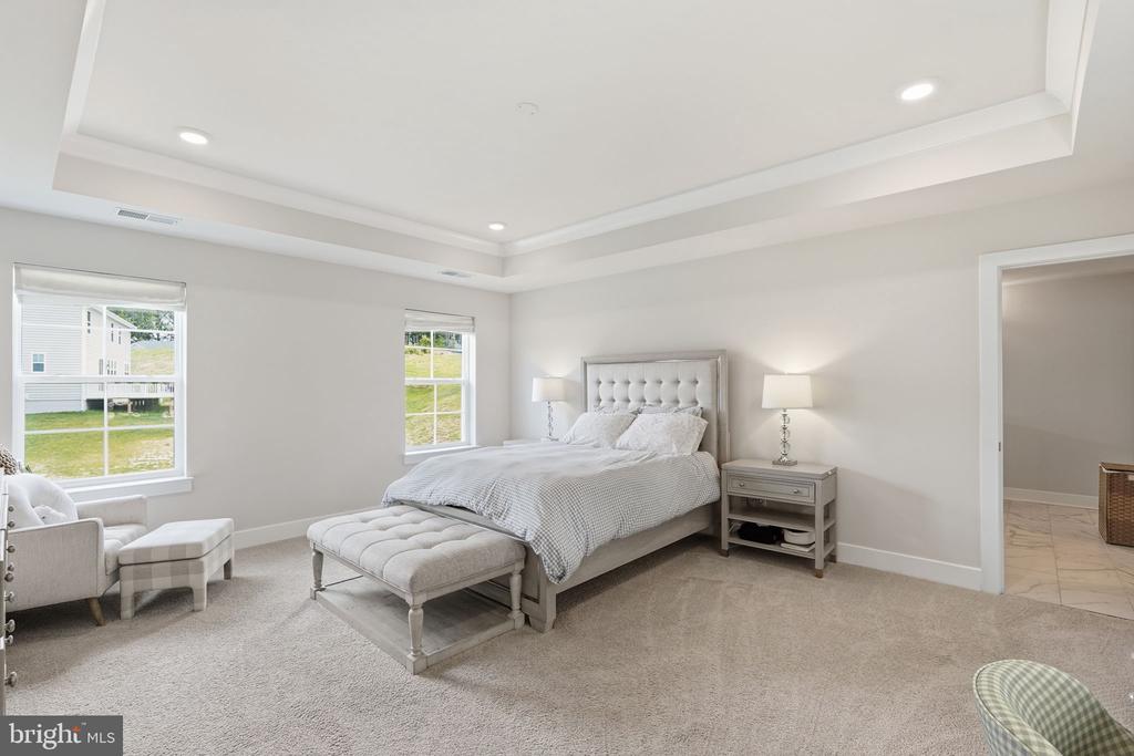 3451 WOODED RUN DR, BROAD RUN, Virginia 20137, 5 Bedrooms Bedrooms, ,4 BathroomsBathrooms,Residential,3451 WOODED RUN DR,VAFQ2022336 MLS # VAFQ2022336