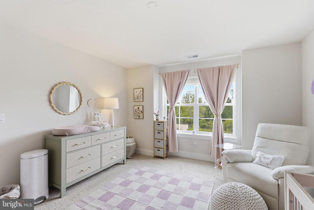 3451 WOODED RUN DR, BROAD RUN, Virginia 20137, 5 Bedrooms Bedrooms, ,4 BathroomsBathrooms,Residential,3451 WOODED RUN DR,VAFQ2022336 MLS # VAFQ2022336