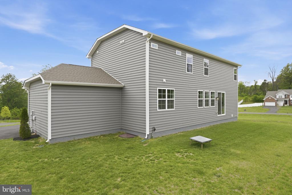 3451 WOODED RUN DR, BROAD RUN, Virginia 20137, 5 Bedrooms Bedrooms, ,4 BathroomsBathrooms,Residential,3451 WOODED RUN DR,VAFQ2022336 MLS # VAFQ2022336