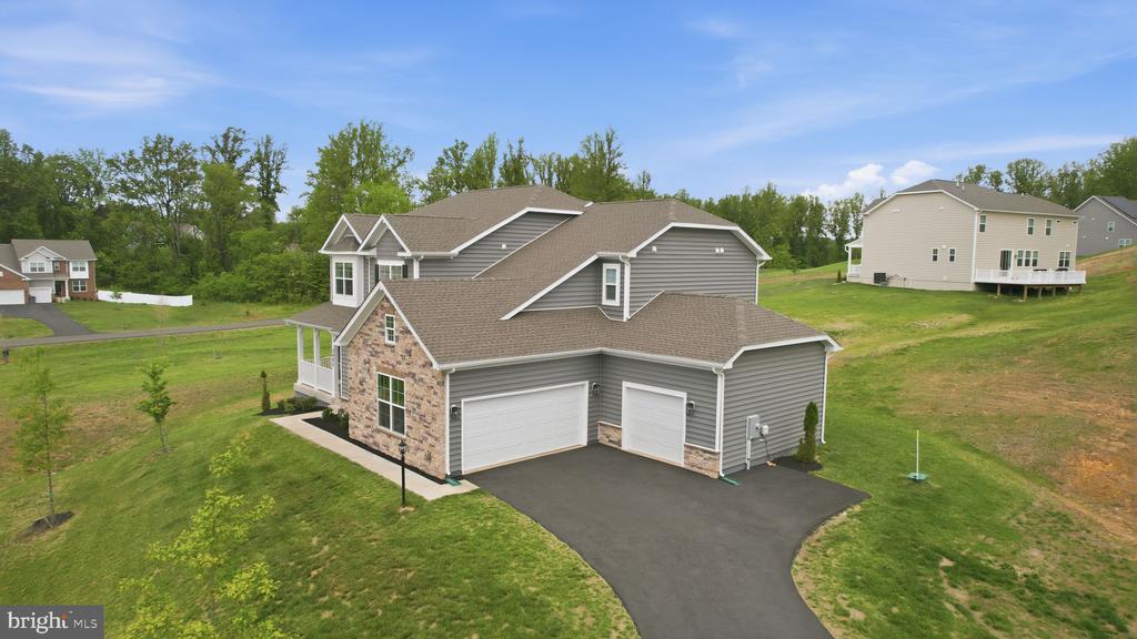 3451 WOODED RUN DR, BROAD RUN, Virginia 20137, 5 Bedrooms Bedrooms, ,4 BathroomsBathrooms,Residential,3451 WOODED RUN DR,VAFQ2022336 MLS # VAFQ2022336