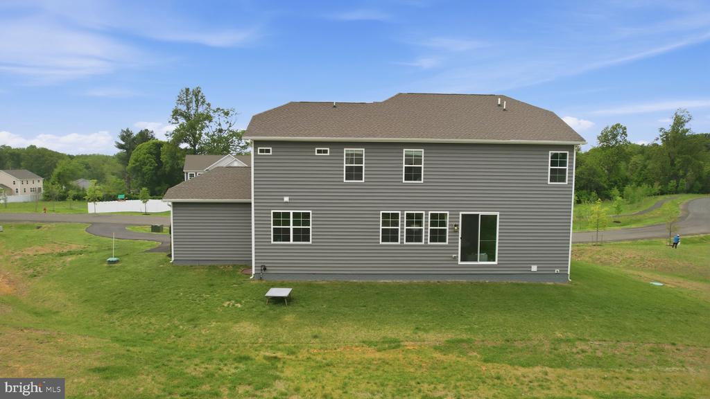 3451 WOODED RUN DR, BROAD RUN, Virginia 20137, 5 Bedrooms Bedrooms, ,4 BathroomsBathrooms,Residential,3451 WOODED RUN DR,VAFQ2022336 MLS # VAFQ2022336