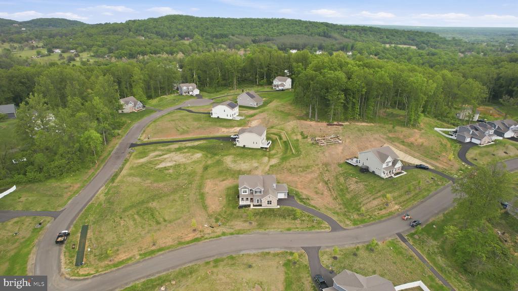 3451 WOODED RUN DR, BROAD RUN, Virginia 20137, 5 Bedrooms Bedrooms, ,4 BathroomsBathrooms,Residential,3451 WOODED RUN DR,VAFQ2022336 MLS # VAFQ2022336