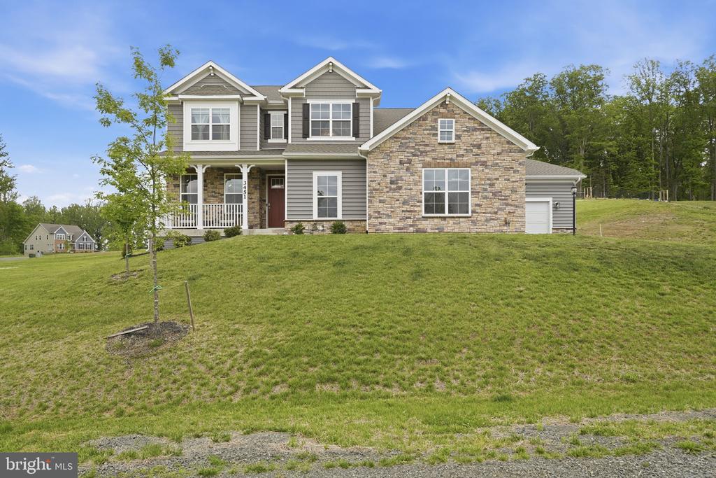 3451 WOODED RUN DR, BROAD RUN, Virginia 20137, 5 Bedrooms Bedrooms, ,4 BathroomsBathrooms,Residential,3451 WOODED RUN DR,VAFQ2022336 MLS # VAFQ2022336