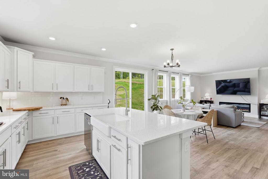 3451 WOODED RUN DR, BROAD RUN, Virginia 20137, 5 Bedrooms Bedrooms, ,4 BathroomsBathrooms,Residential,3451 WOODED RUN DR,VAFQ2022336 MLS # VAFQ2022336