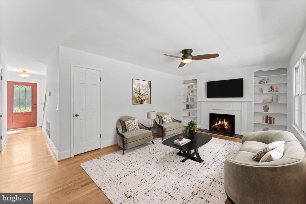 6989 FREDERICKSBURG RD, BARBOURSVILLE, Virginia 22923, 5 Bedrooms Bedrooms, ,3 BathroomsBathrooms,Residential,6989 FREDERICKSBURG RD,VAGR2000874 MLS # VAGR2000874