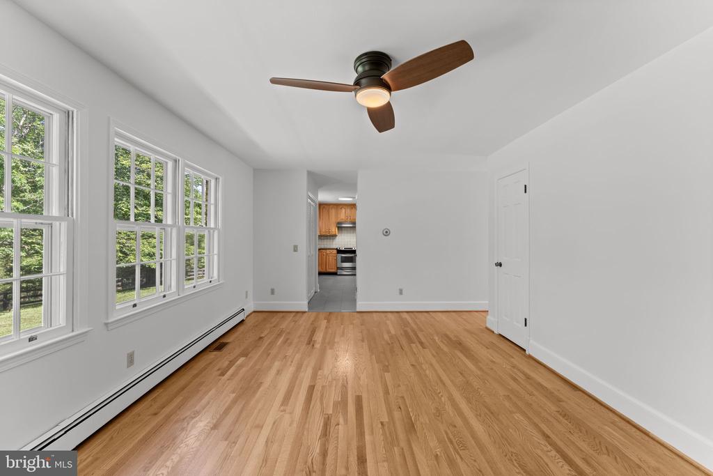 6989 FREDERICKSBURG RD, BARBOURSVILLE, Virginia 22923, 5 Bedrooms Bedrooms, ,3 BathroomsBathrooms,Residential,6989 FREDERICKSBURG RD,VAGR2000874 MLS # VAGR2000874