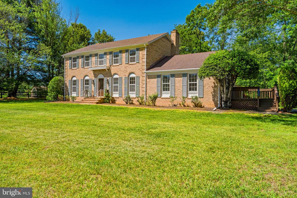 6989 FREDERICKSBURG RD, BARBOURSVILLE, Virginia 22923, 5 Bedrooms Bedrooms, ,3 BathroomsBathrooms,Residential,6989 FREDERICKSBURG RD,VAGR2000874 MLS # VAGR2000874