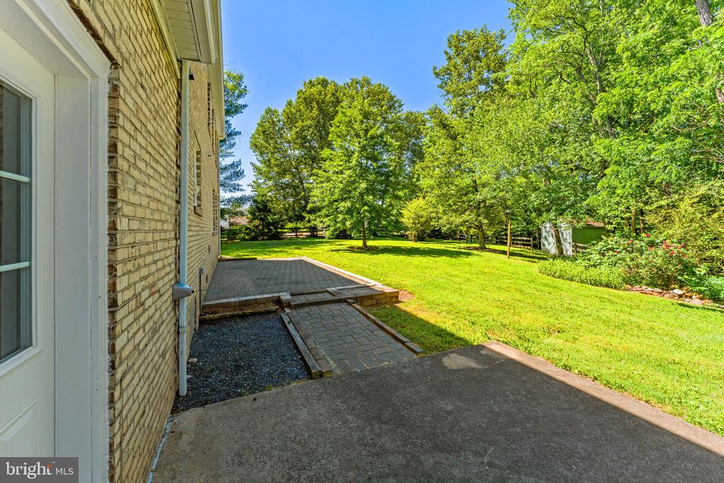 6989 FREDERICKSBURG RD, BARBOURSVILLE, Virginia 22923, 5 Bedrooms Bedrooms, ,3 BathroomsBathrooms,Residential,6989 FREDERICKSBURG RD,VAGR2000874 MLS # VAGR2000874