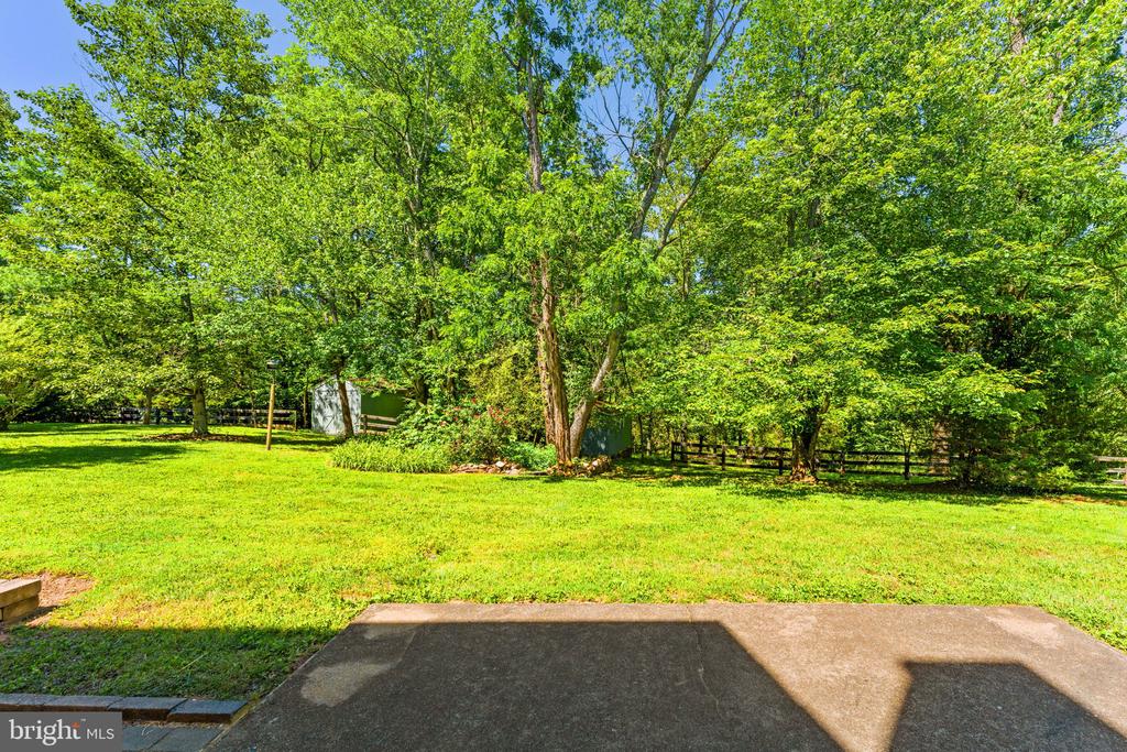 6989 FREDERICKSBURG RD, BARBOURSVILLE, Virginia 22923, 5 Bedrooms Bedrooms, ,3 BathroomsBathrooms,Residential,6989 FREDERICKSBURG RD,VAGR2000874 MLS # VAGR2000874
