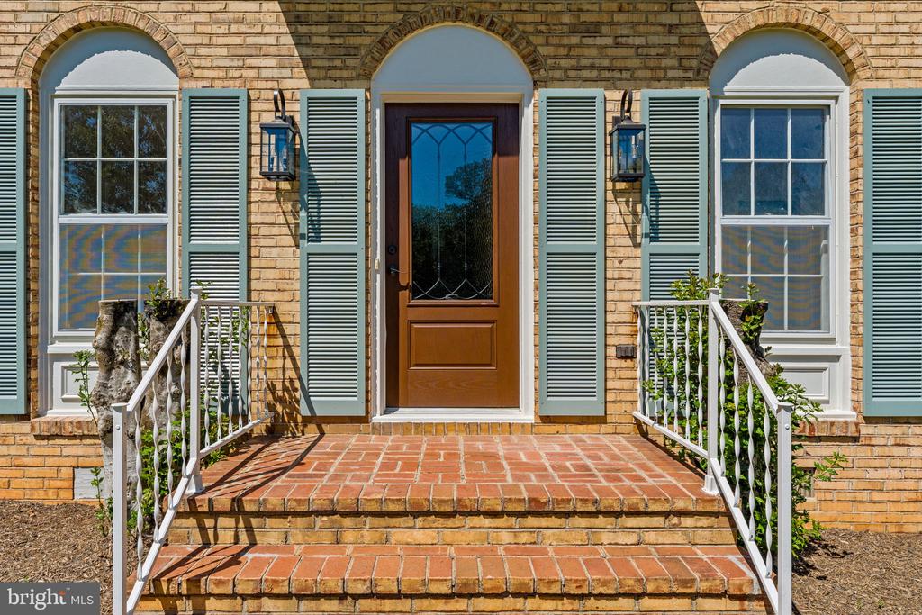 6989 FREDERICKSBURG RD, BARBOURSVILLE, Virginia 22923, 5 Bedrooms Bedrooms, ,3 BathroomsBathrooms,Residential,6989 FREDERICKSBURG RD,VAGR2000874 MLS # VAGR2000874