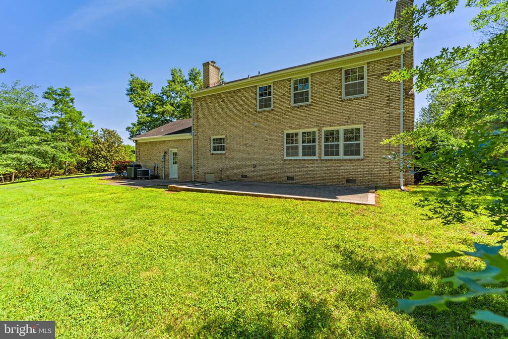6989 FREDERICKSBURG RD, BARBOURSVILLE, Virginia 22923, 5 Bedrooms Bedrooms, ,3 BathroomsBathrooms,Residential,6989 FREDERICKSBURG RD,VAGR2000874 MLS # VAGR2000874