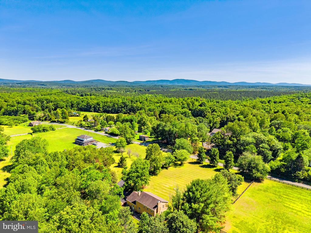 6989 FREDERICKSBURG RD, BARBOURSVILLE, Virginia 22923, 5 Bedrooms Bedrooms, ,3 BathroomsBathrooms,Residential,6989 FREDERICKSBURG RD,VAGR2000874 MLS # VAGR2000874