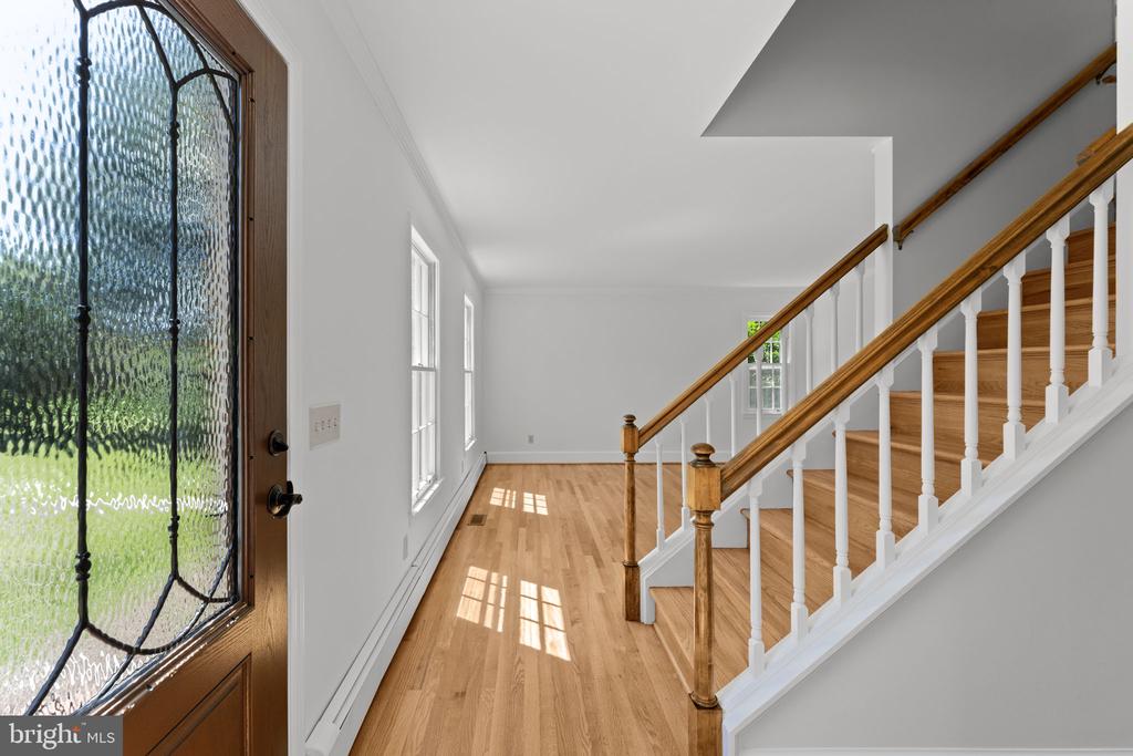 6989 FREDERICKSBURG RD, BARBOURSVILLE, Virginia 22923, 5 Bedrooms Bedrooms, ,3 BathroomsBathrooms,Residential,6989 FREDERICKSBURG RD,VAGR2000874 MLS # VAGR2000874